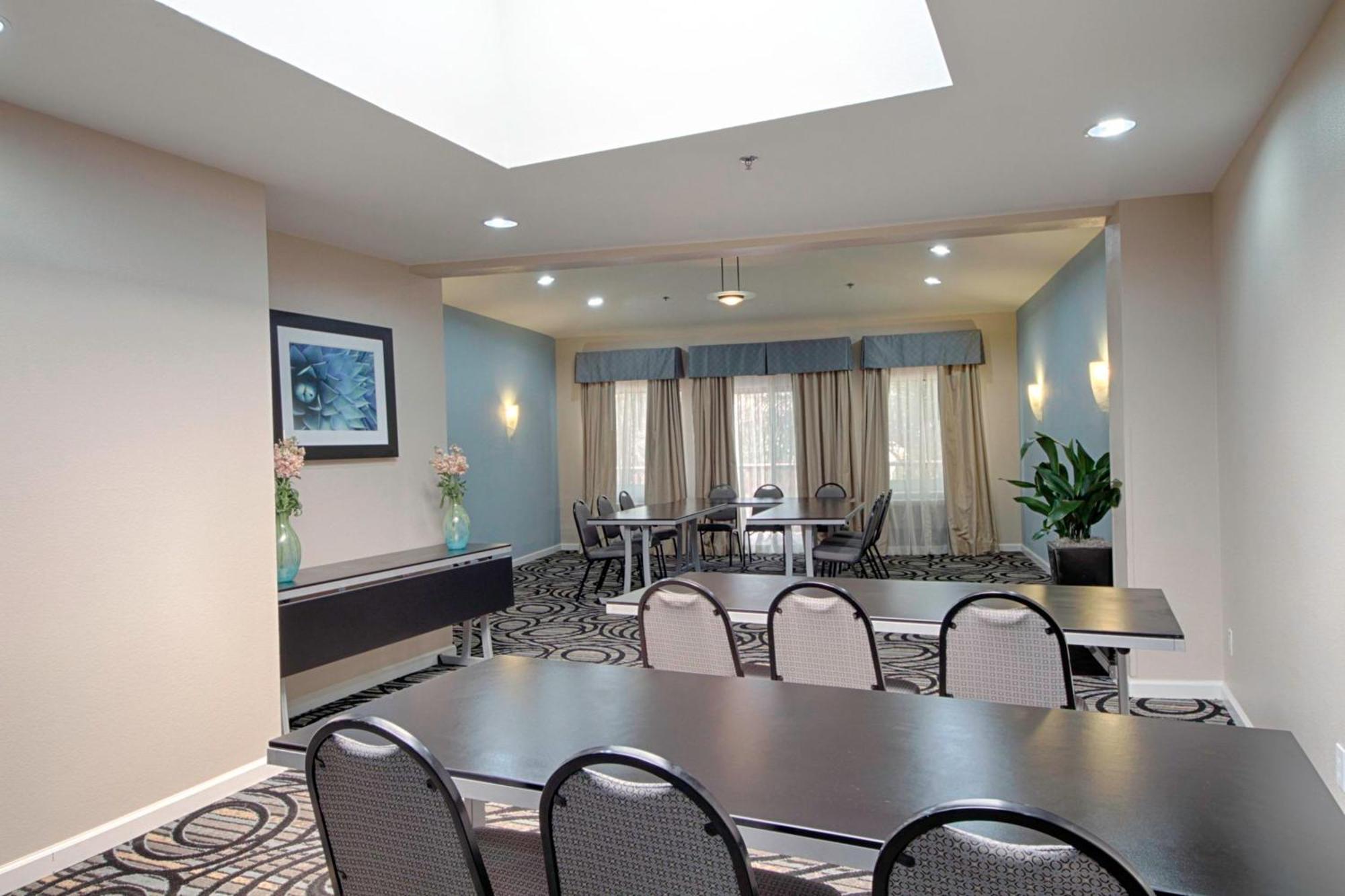 Holiday Inn Express Hotel & Suites Solana Beach-Del Mar By Ihg Exterior foto